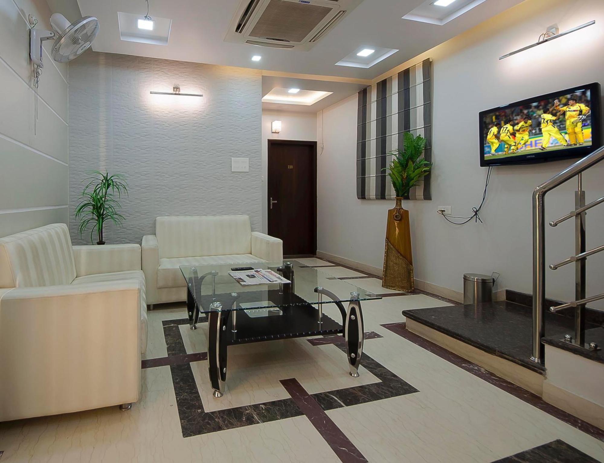 Hotel Central Residency Varanasi Esterno foto