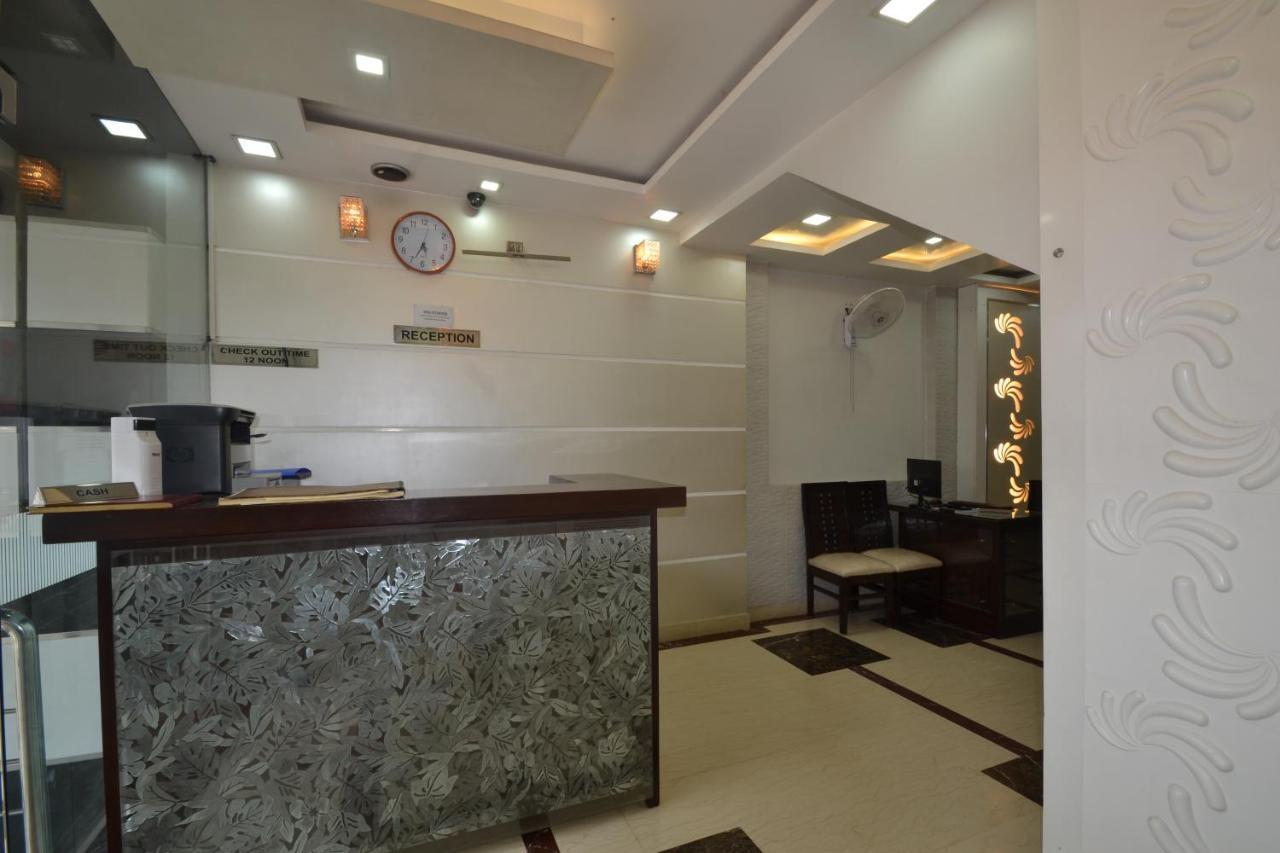 Hotel Central Residency Varanasi Esterno foto