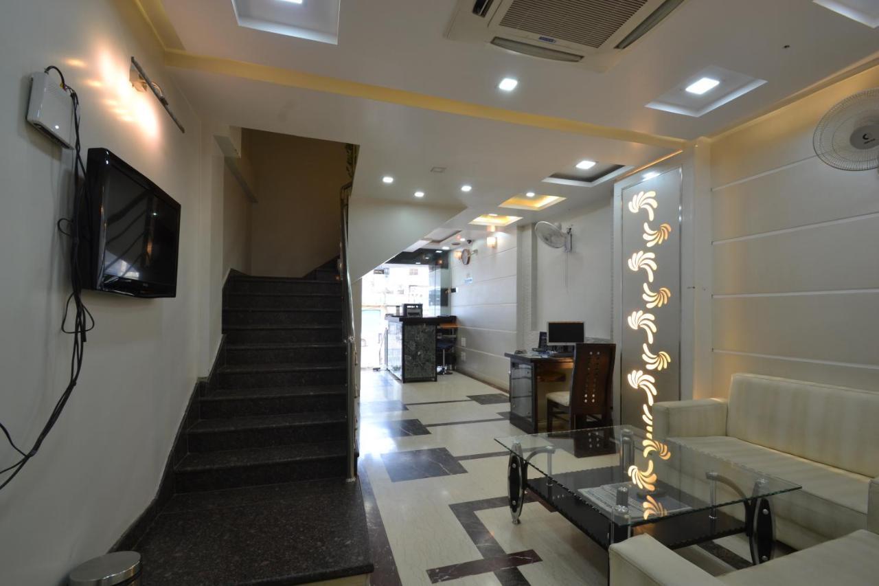 Hotel Central Residency Varanasi Esterno foto